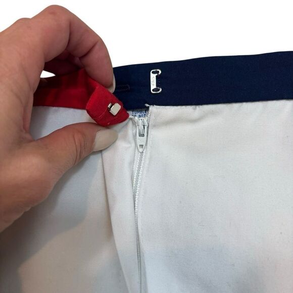 Vintage Leon Levin White Skirt with Blue and Red Pockets Size 10 - Picture 8 of 11